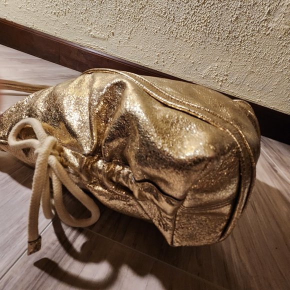 Coach Gold Shoulder Bag - Picture 12 of 15